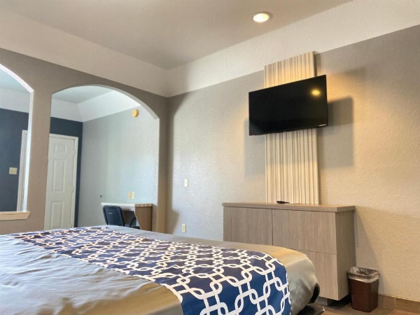 Island Suites Hobby Airport image 14