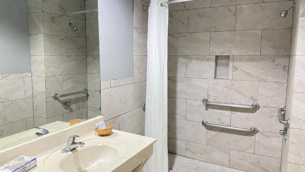 Island Suites Hobby Airport image 51